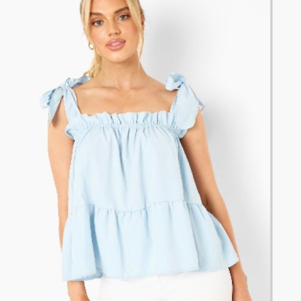 Boohoo Smock tie top